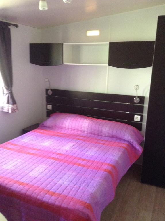 Camping Pineta Hotel Urbino Buitenkant foto